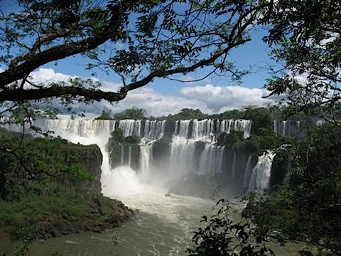 Salto San Martin Mbigua Mendez Bossett